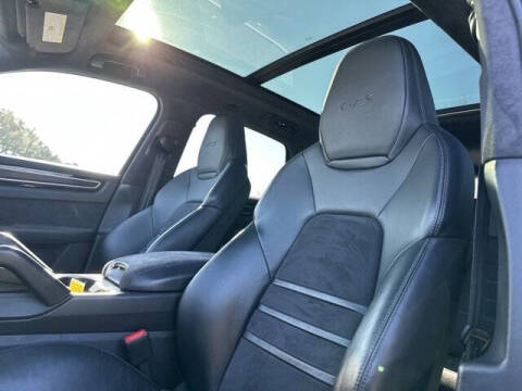 2022 Porsche Cayenne GTS