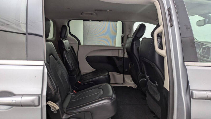 2019 Chrysler Pacifica Touring L