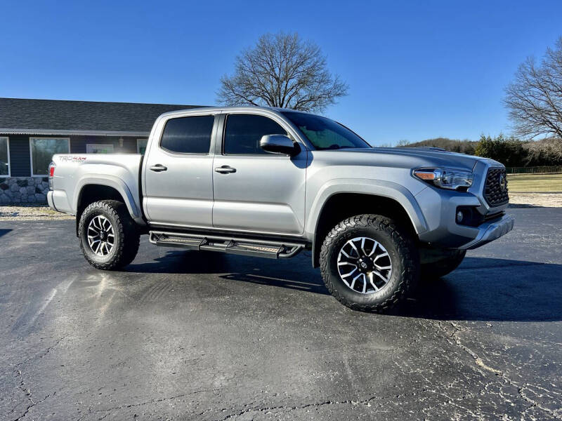 2022 Toyota Tacoma TRD Sport's photo