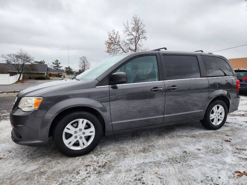 2018 Dodge Grand Caravan SXT's photo