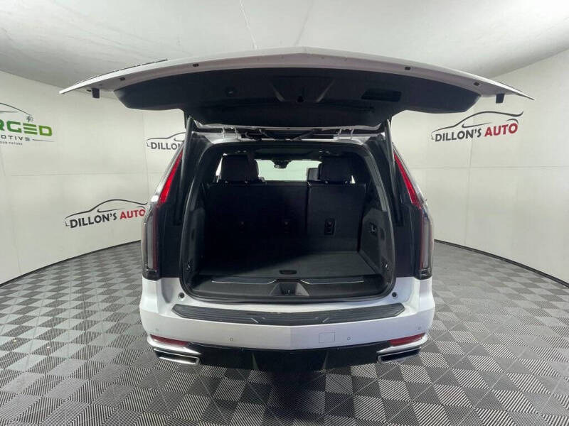 2022 Cadillac Escalade Premium Luxury