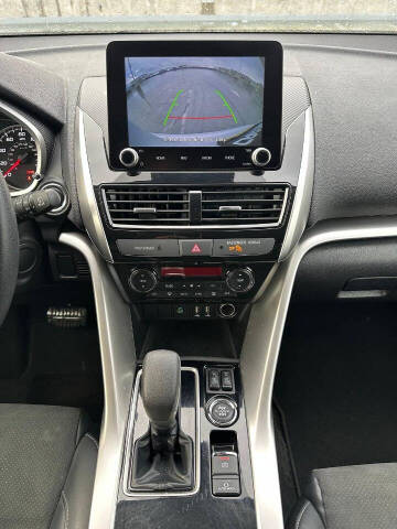 2024 Mitsubishi Eclipse Cross SE