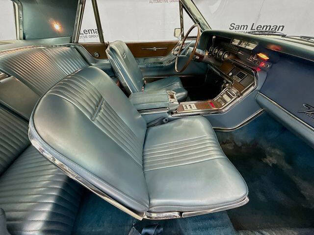 1965 Ford Thunderbird