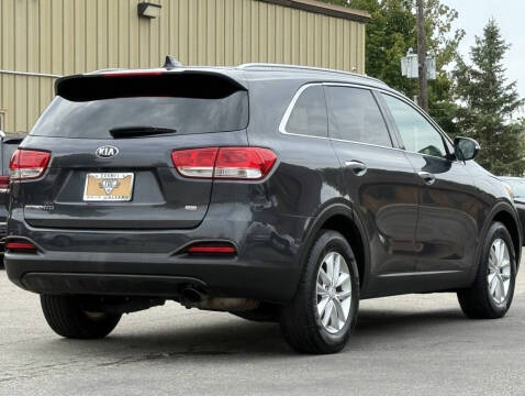 2017 Kia Sorento LX