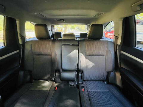 2017 Toyota Highlander LE Plus