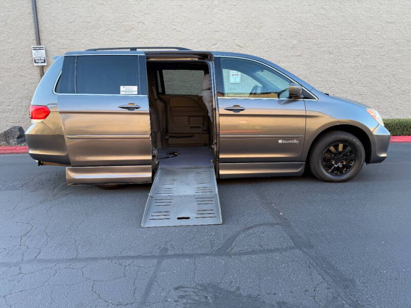 2010 Honda Odyssey EX's photo