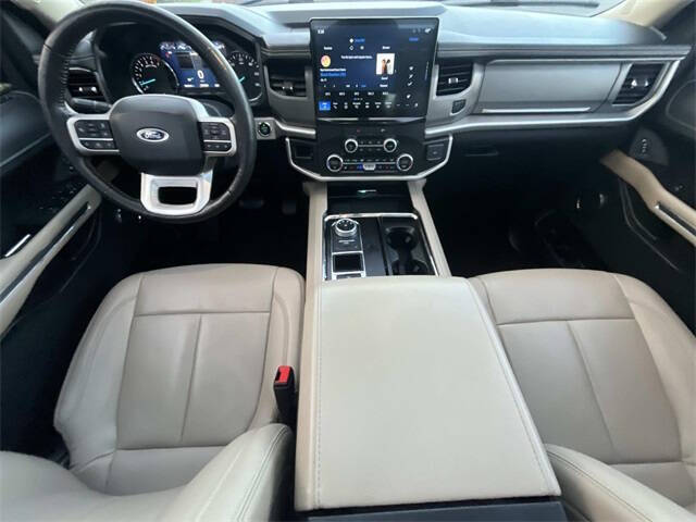 2022 Ford Expedition XLT