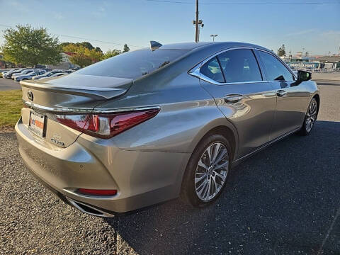 2021 Lexus ES 350