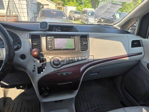 2013 Toyota Sienna