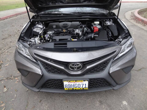 2018 Toyota Camry SE