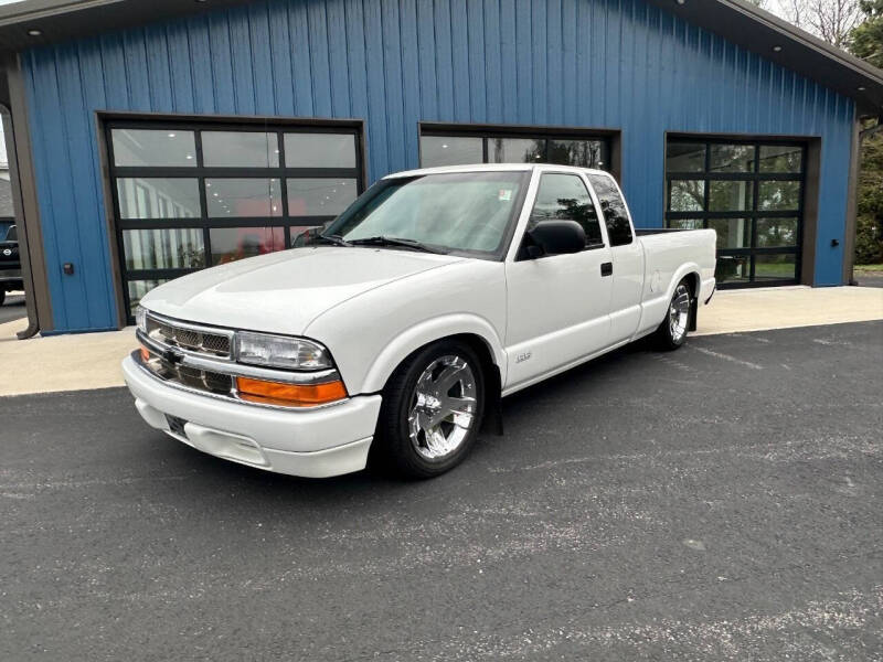 2000 Chevrolet S-10 LS
