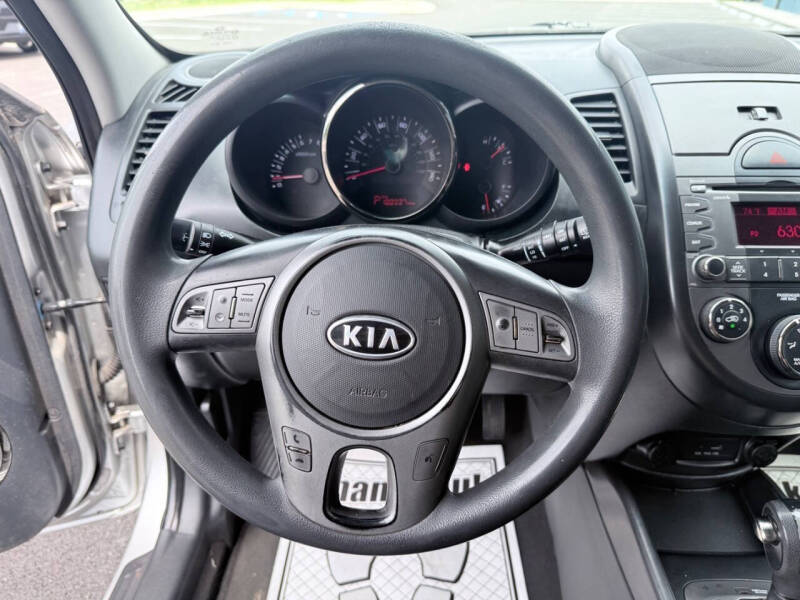 2011 Kia Soul +
