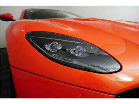 2022 Aston Martin DBS Superleggera