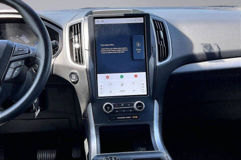 2023 Ford Edge SE