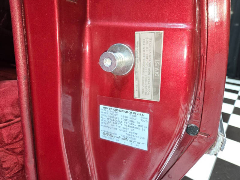 1976 Lincoln Mark IV