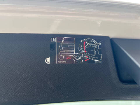 2021 Volvo XC90 T6 Inscription 6-Passenger