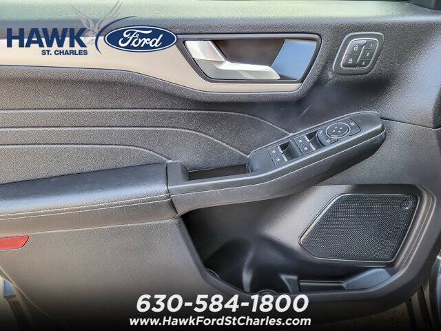 2022 Ford Escape SEL
