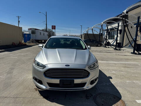 2016 Ford Fusion for sale at United Motors in Saint Cloud MN