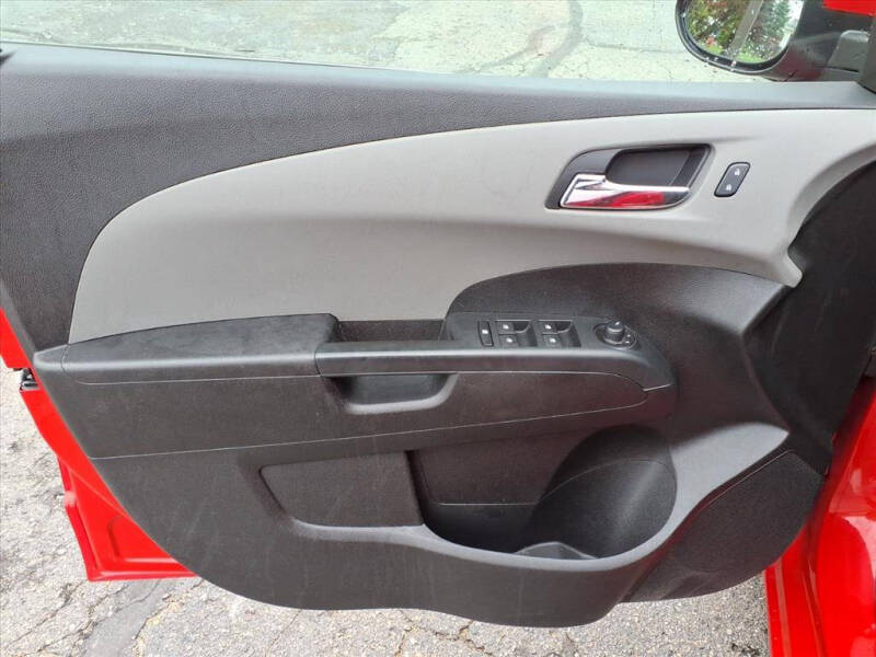 2015 Chevrolet Sonic LTZ Auto