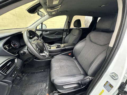 2021 Hyundai Santa Fe SE