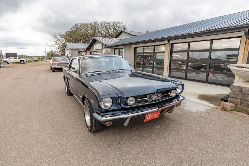 1965 Ford Mustang 1