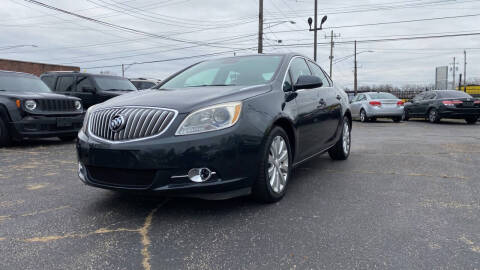 2015 Buick Verano for sale at TIGER AUTO SALES INC in Redford MI