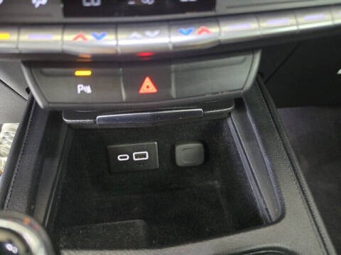 2020 Cadillac XT4 Premium Luxury