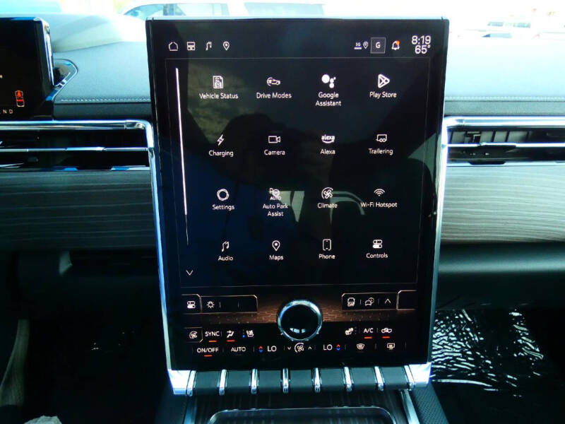 2025 GMC Sierra EV Denali