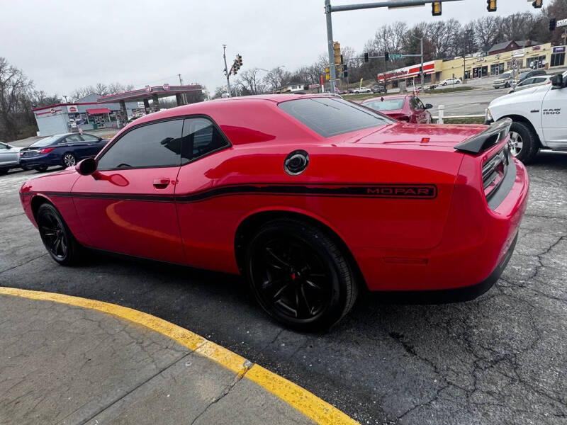 2016 Dodge Challenger SXT