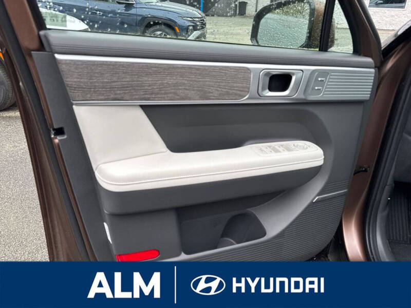 2025 Hyundai Santa Fe Hybrid Calligraphy