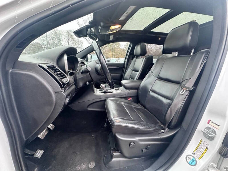 2020 Jeep Grand Cherokee Overland