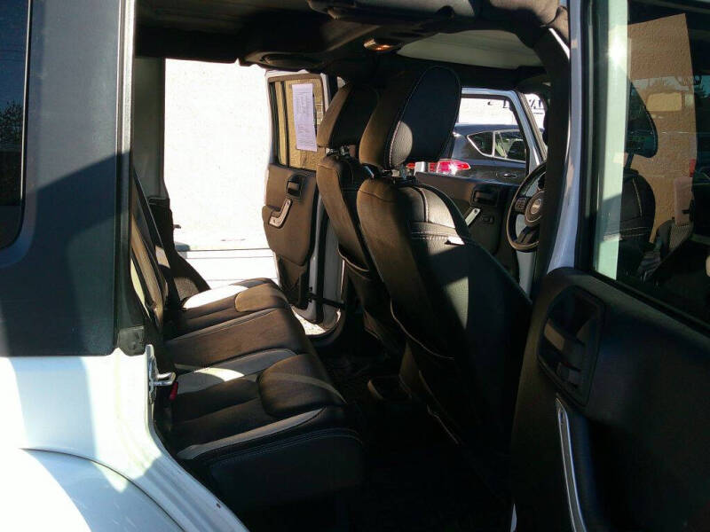 2013 Jeep Wrangler Unlimited Sahara