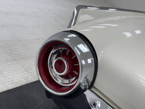 1963 Ford Thunderbird