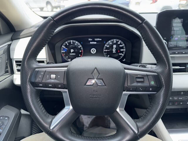 2023 Mitsubishi Outlander