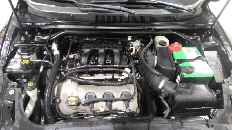 2011 Ford Taurus SEL