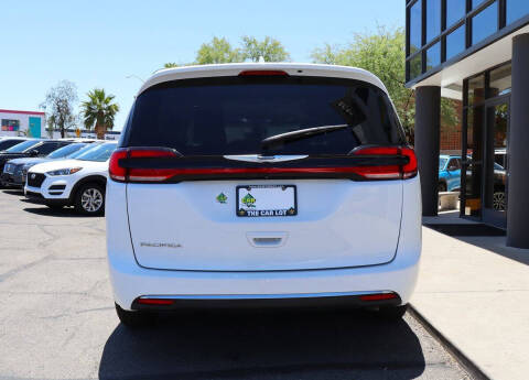 2022 Chrysler Pacifica Touring L