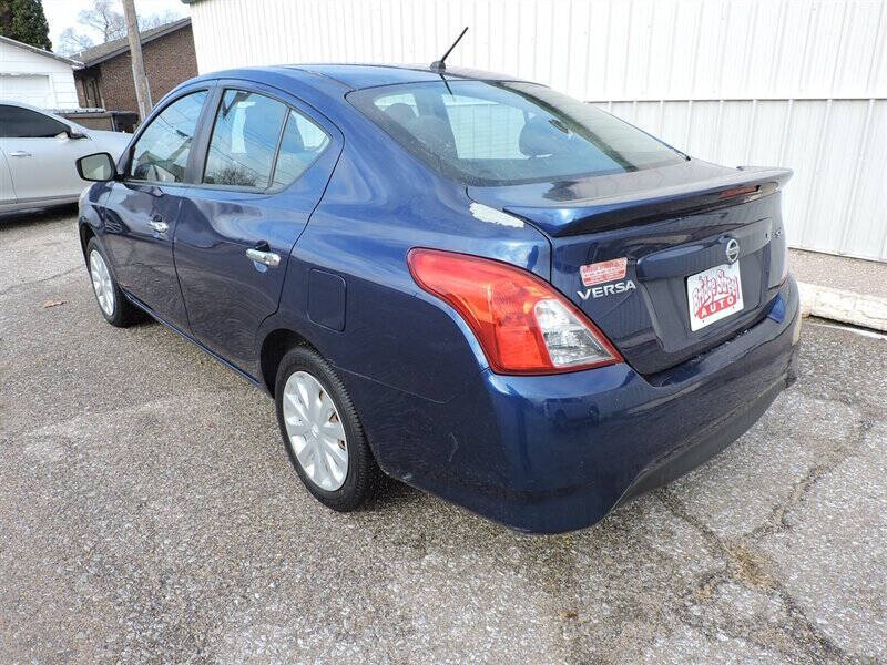 2018 Nissan Versa