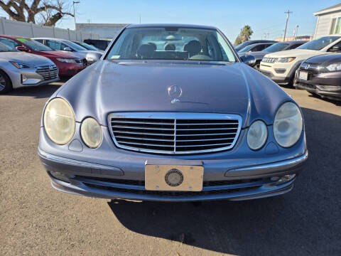 2004 Mercedes-Benz E-Class E 320