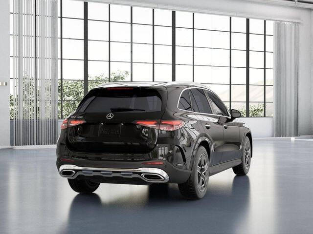 2027 Mercedes-Benz GLC