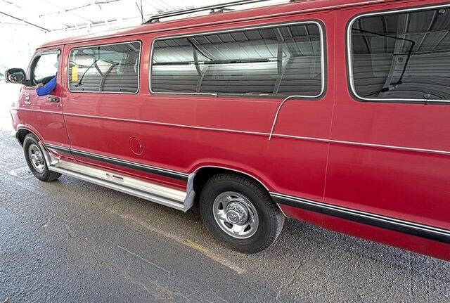 2000 Dodge Ram Van 3500 Maxi