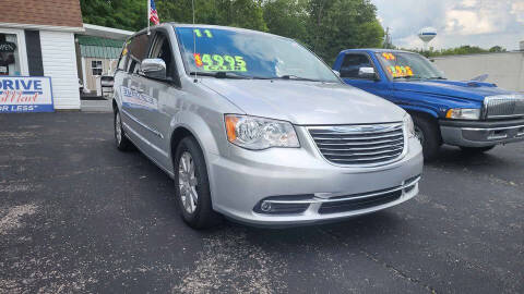 2011 Chrysler Town and Country Touring-L