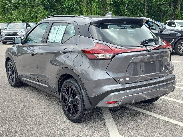 2024 Nissan Kicks SR