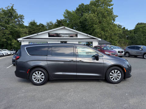 2018 Chrysler Pacifica Touring Plus