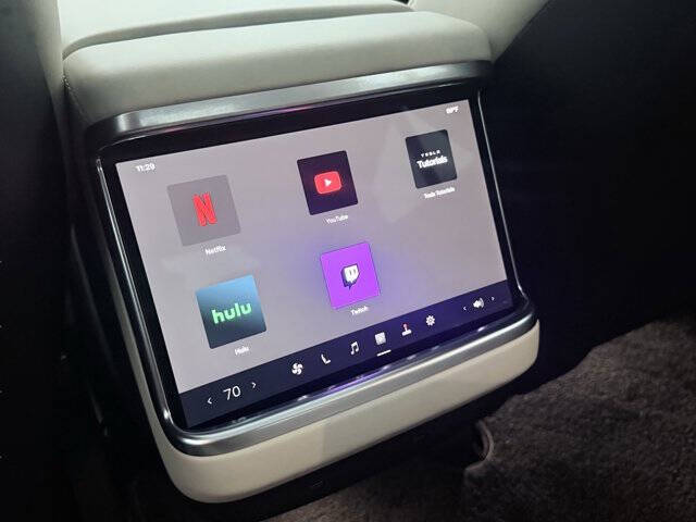 2023 Tesla Model S Plaid