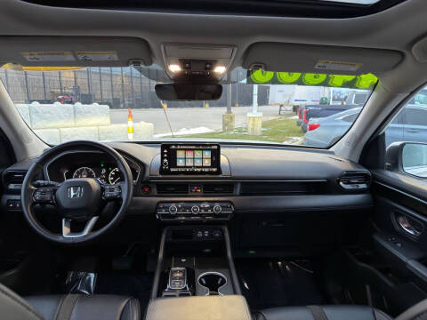 2025 Honda Pilot Touring