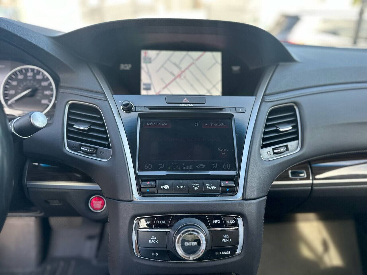 Silver 2014 Acura RLX w/Tech 4dr Sedan w/Technology Package 11