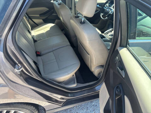 2012 Ford Focus SEL