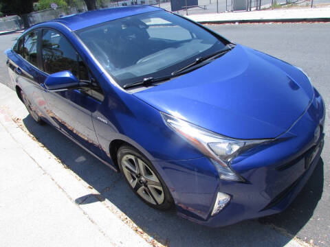 2017 Toyota Prius Four Touring