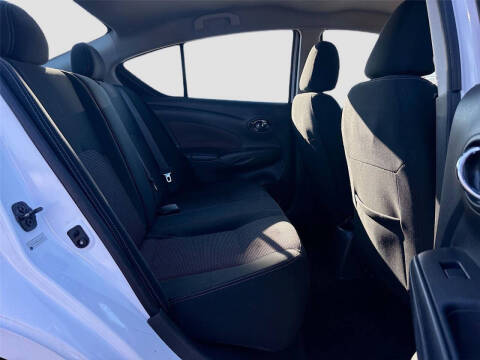 2018 Nissan Versa