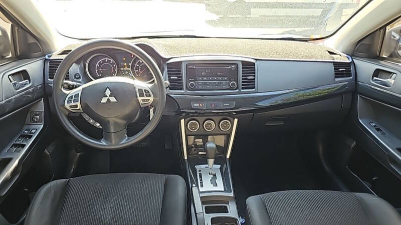 2016 Mitsubishi Lancer ES